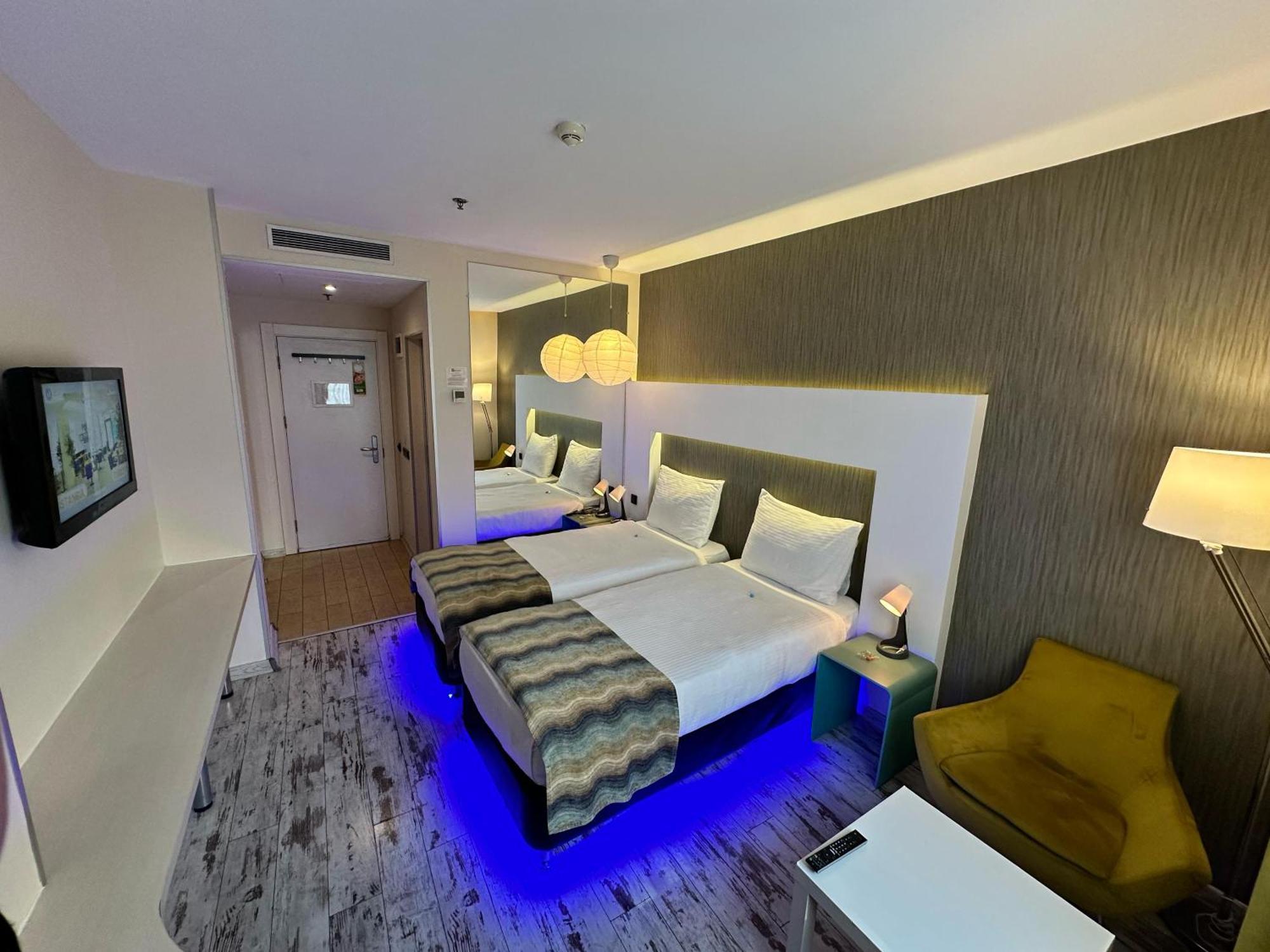 Tempo 4levent 3* Istanboel